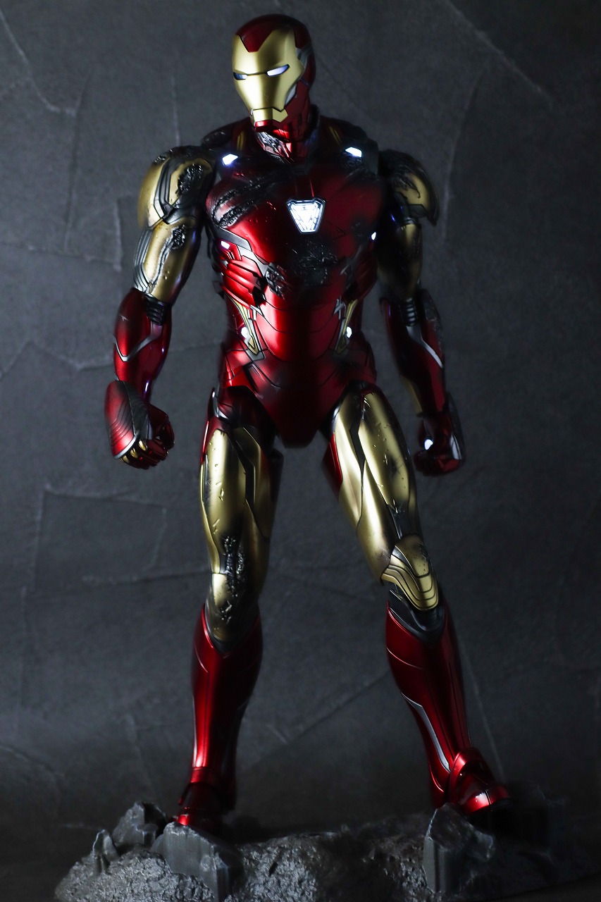 ホットトイズ ムービー・マスターピース DIECAST　アイアンマン マーク85 バトルダメージVer.　レビュー　アクション