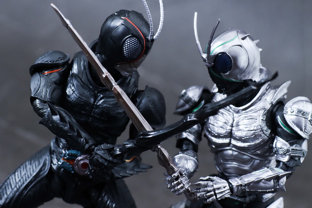 S.H.フィギュアーツ　仮面ライダーSHADOW MOON　レビュー　アクション　仮面ライダーBLACK SUN