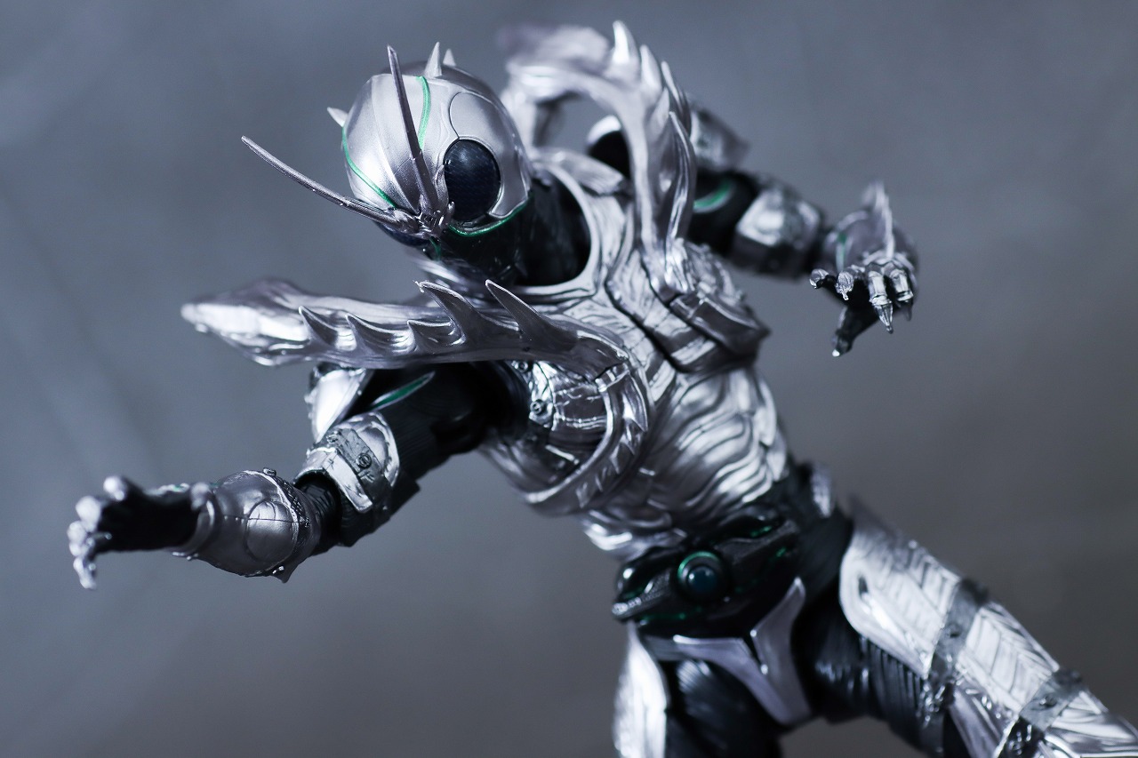 S.H.フィギュアーツ　仮面ライダーSHADOW MOON　レビュー　アクション