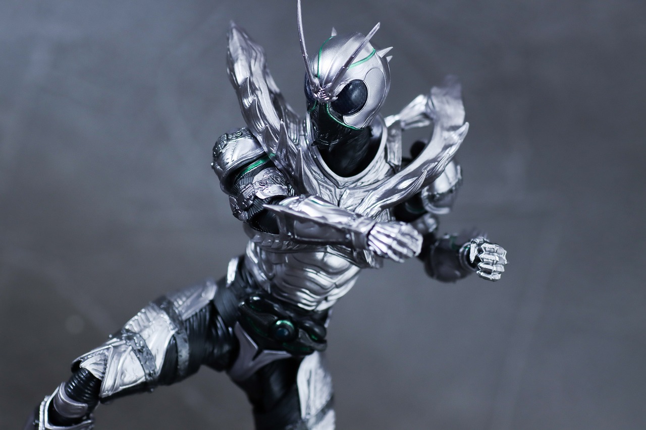 S.H.フィギュアーツ　仮面ライダーSHADOW MOON　レビュー　アクション