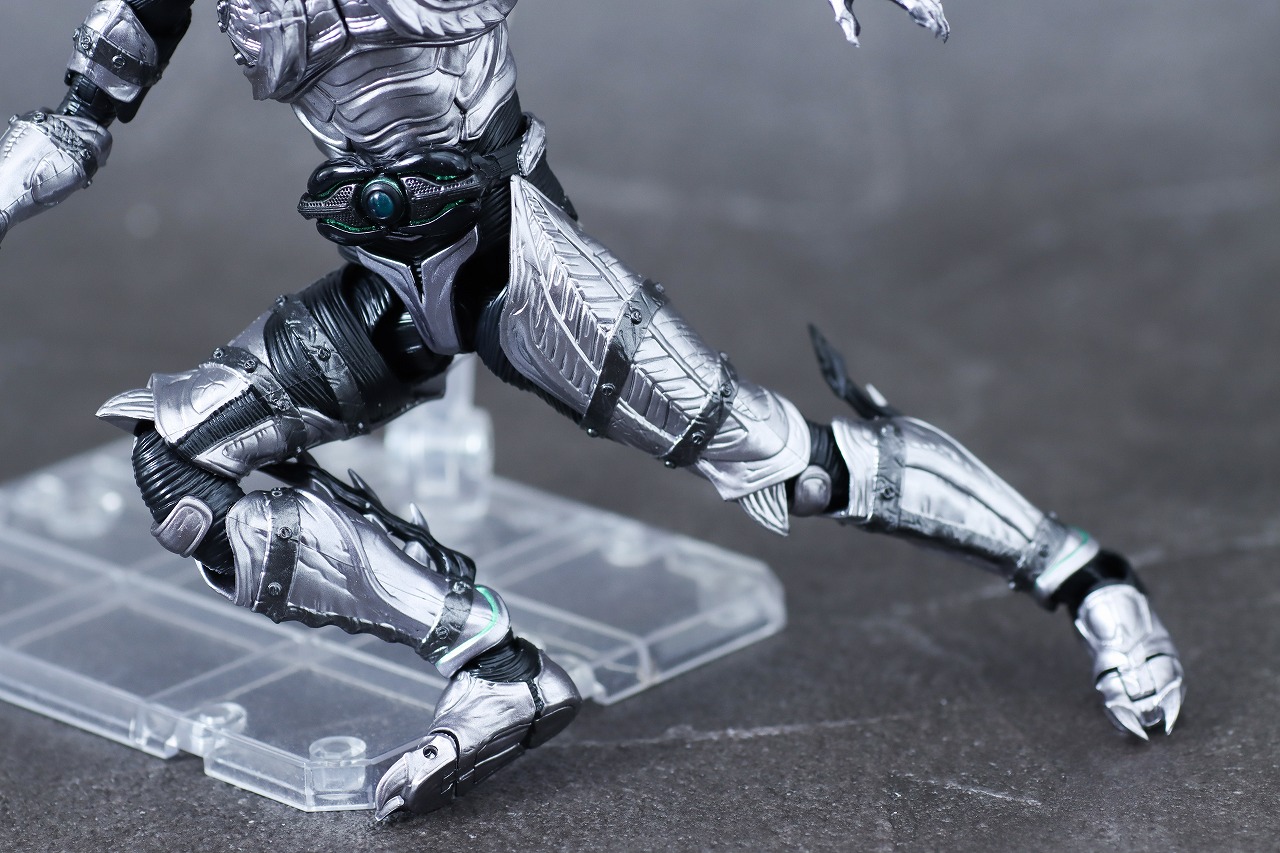 S.H.フィギュアーツ　仮面ライダーSHADOW MOON　レビュー　可動範囲