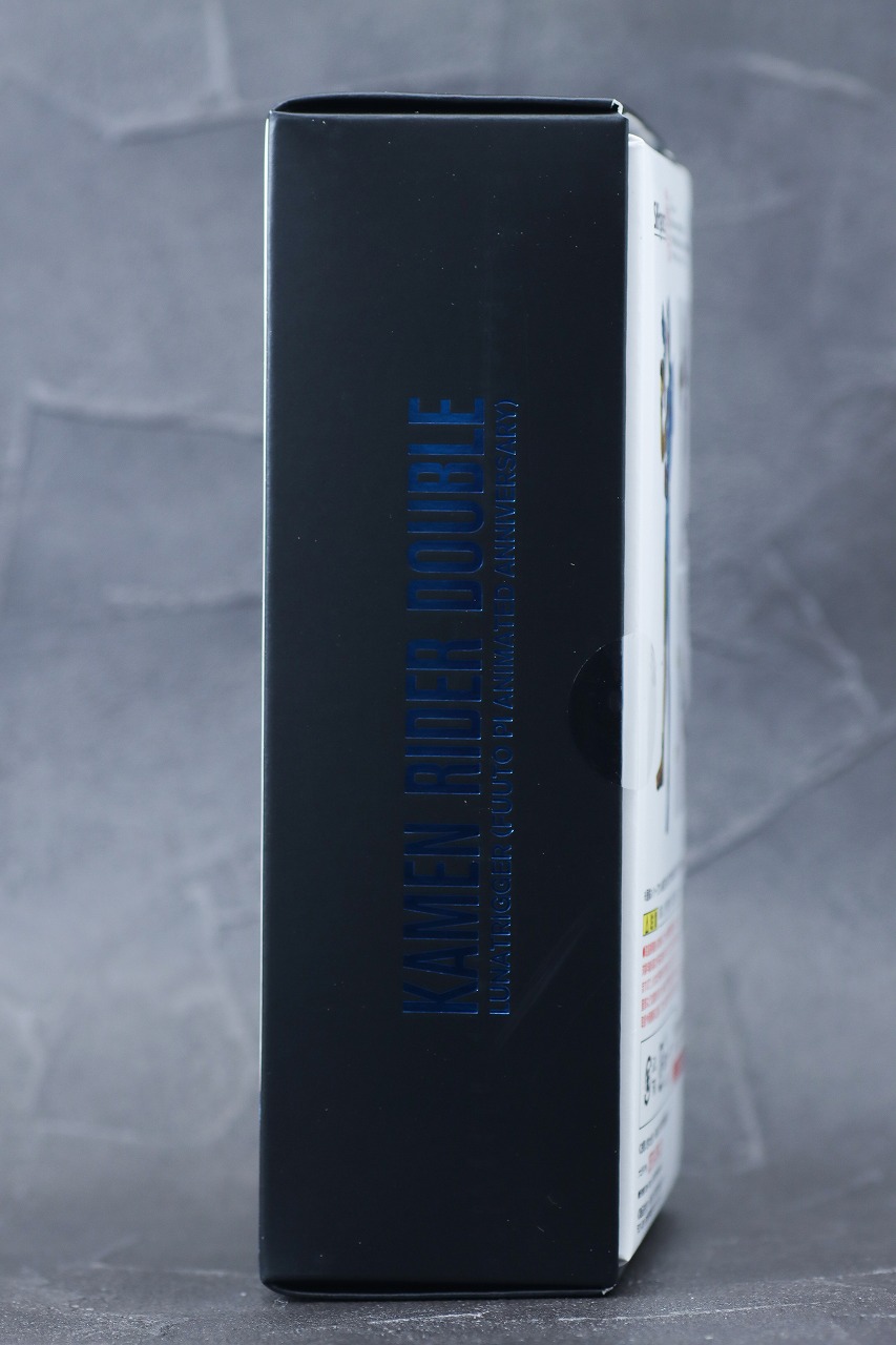 S.H.フィギュアーツ 仮面ライダーW ルナトリガー 真骨彫製法 風都探偵アニメ化記念 レビュー パッケージ