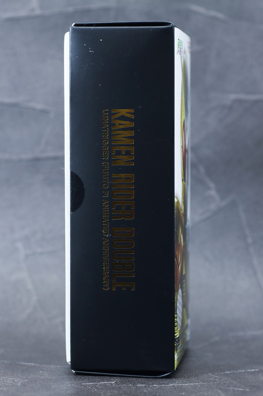 S.H.フィギュアーツ 仮面ライダーW ルナトリガー 真骨彫製法 風都探偵アニメ化記念 レビュー パッケージ