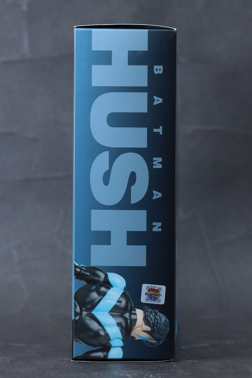 MAFEX　ナイトウイング（バットマン：ハッシュ）　レビュー　パッケージ