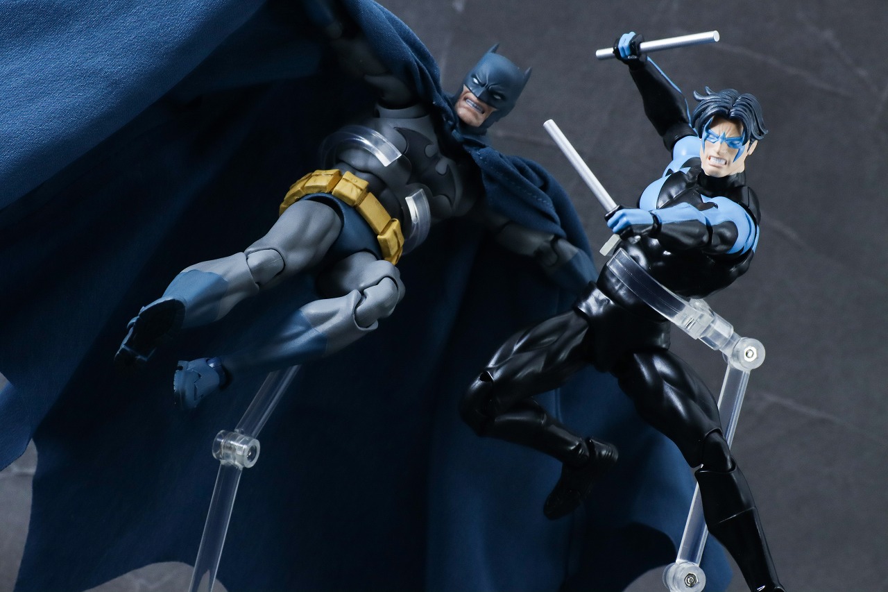 MAFEX　ナイトウイング（バットマン：ハッシュ）　レビュー　アクション