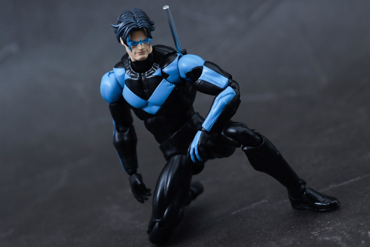 MAFEX　ナイトウイング（バットマン：ハッシュ）　レビュー　アクション