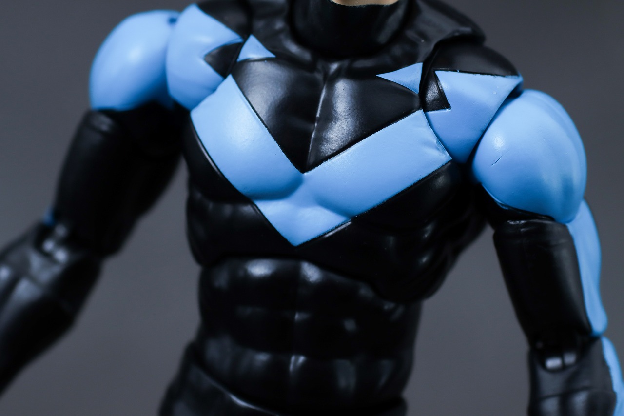 MAFEX　ナイトウイング（バットマン：ハッシュ）　レビュー　本体