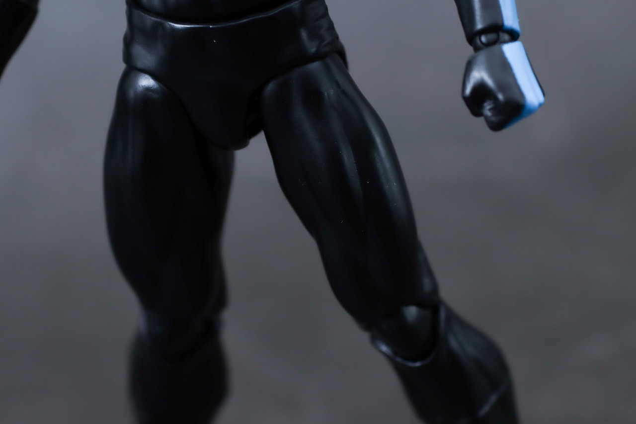 MAFEX　ナイトウイング（バットマン：ハッシュ）　レビュー　本体