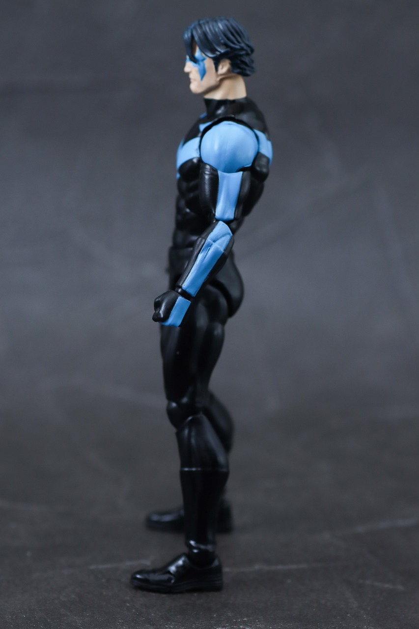 MAFEX　ナイトウイング（バットマン：ハッシュ）　レビュー　本体