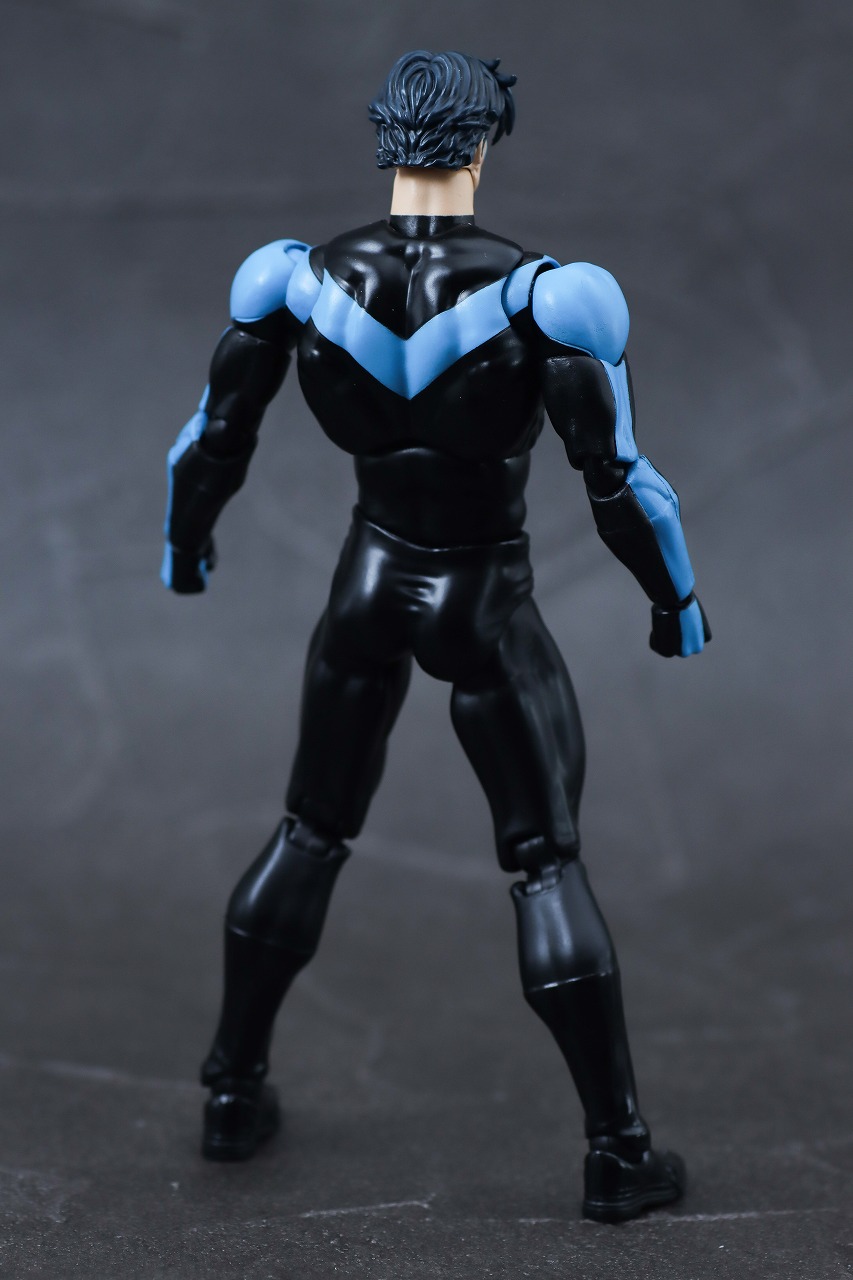 MAFEX　ナイトウイング（バットマン：ハッシュ）　レビュー　本体