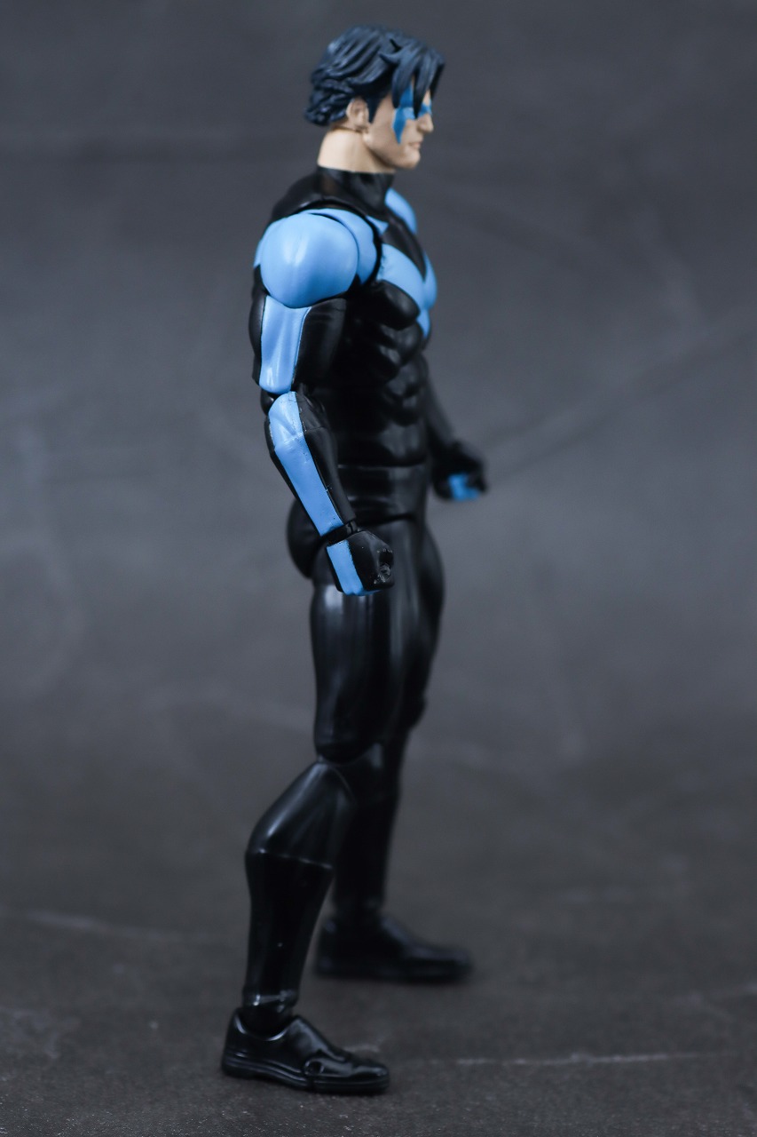 MAFEX　ナイトウイング（バットマン：ハッシュ）　レビュー　本体