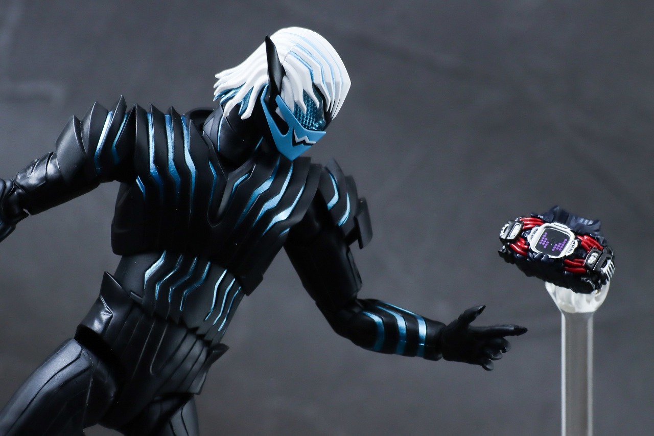 S.H.フィギュアーツ　バイス＆ラブコフ＆オプションパーツセット　レビュー　アクション