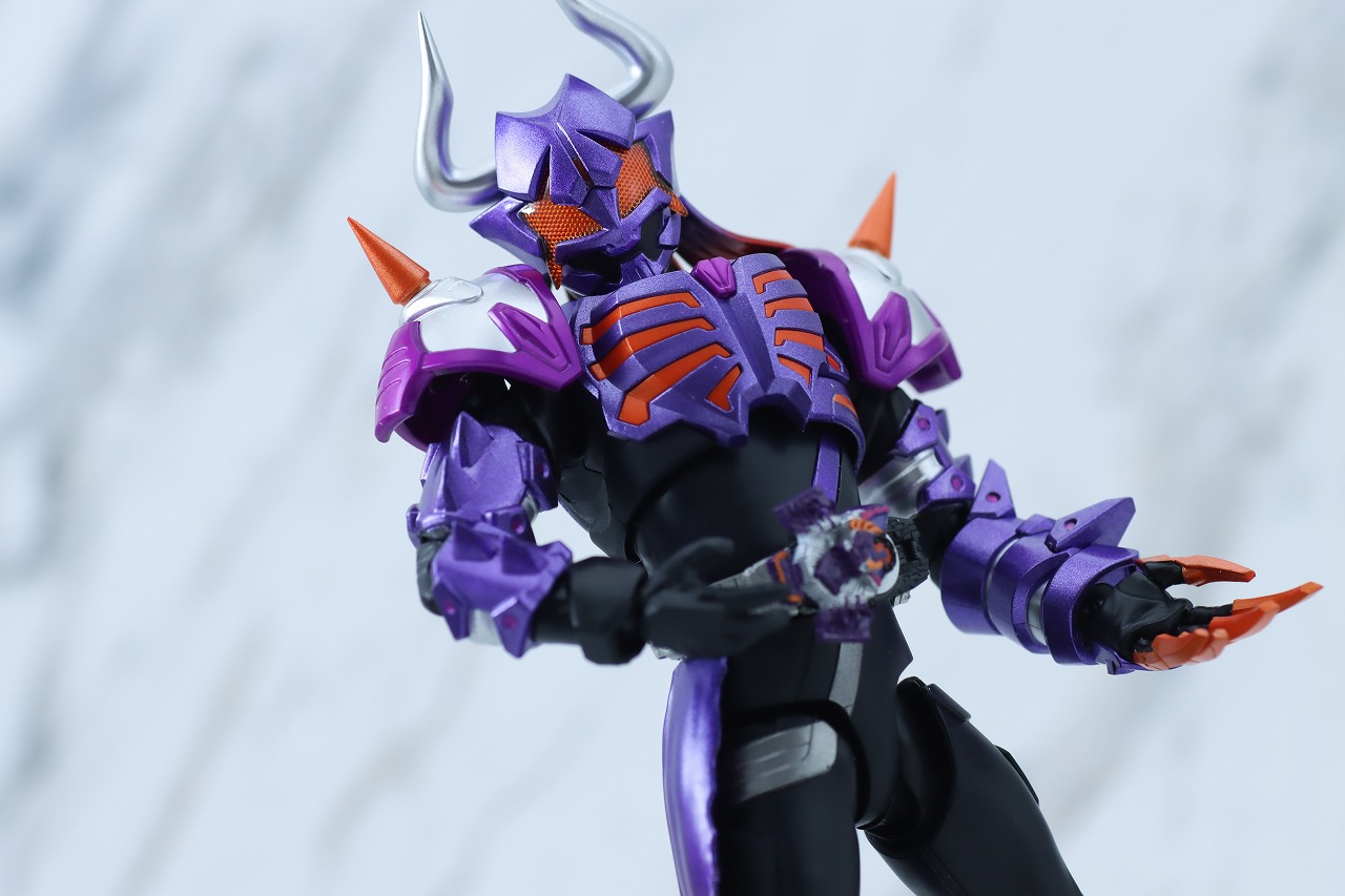 S.H.フィギュアーツ　仮面ライダーバッファ ゾンビフォーム　レビュー　アクション