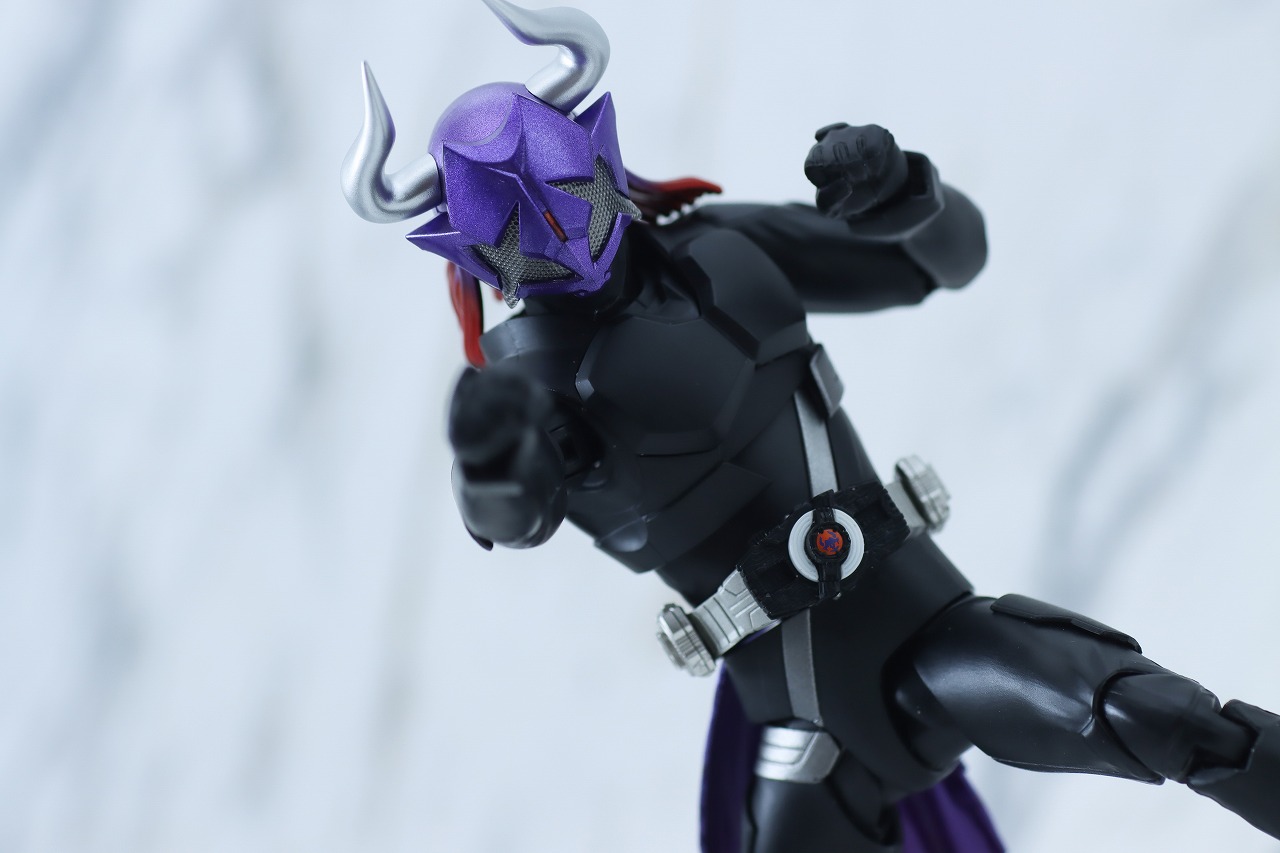 S.H.フィギュアーツ　仮面ライダーバッファ ゾンビフォーム　エントリーレイズフォーム　レビュー　アクション