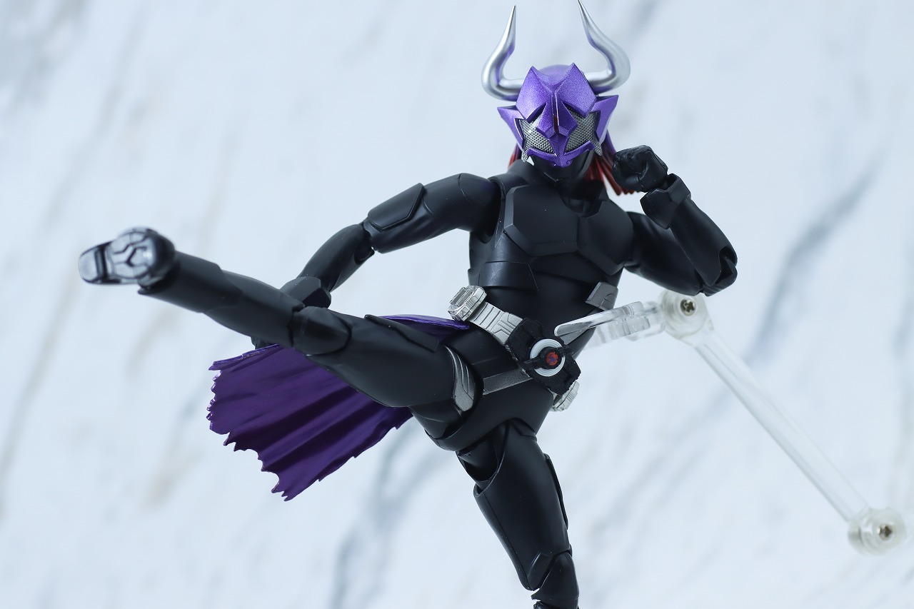 S.H.フィギュアーツ　仮面ライダーバッファ ゾンビフォーム　エントリーレイズフォーム　レビュー　アクション