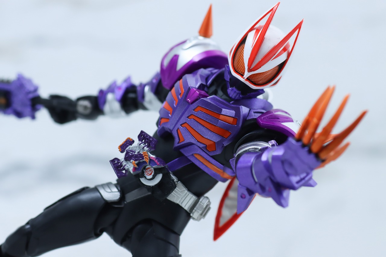 S.H.フィギュアーツ　仮面ライダーバッファ ゾンビフォーム　ギーツ　レビュー　アクション