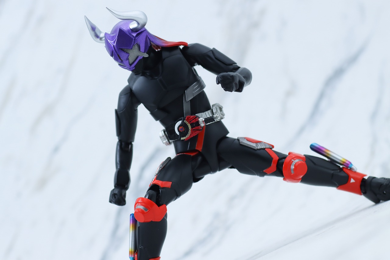 S.H.フィギュアーツ　仮面ライダーバッファ ゾンビフォーム　ブーストフォーム　レビュー　アクション