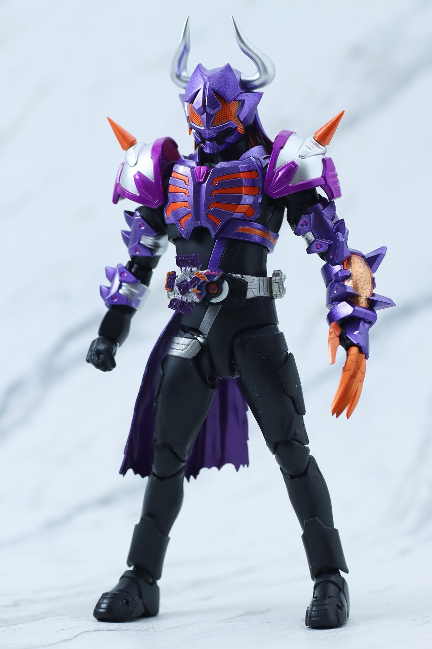 S.H.フィギュアーツ　仮面ライダーバッファ ゾンビフォーム　レビュー　本体