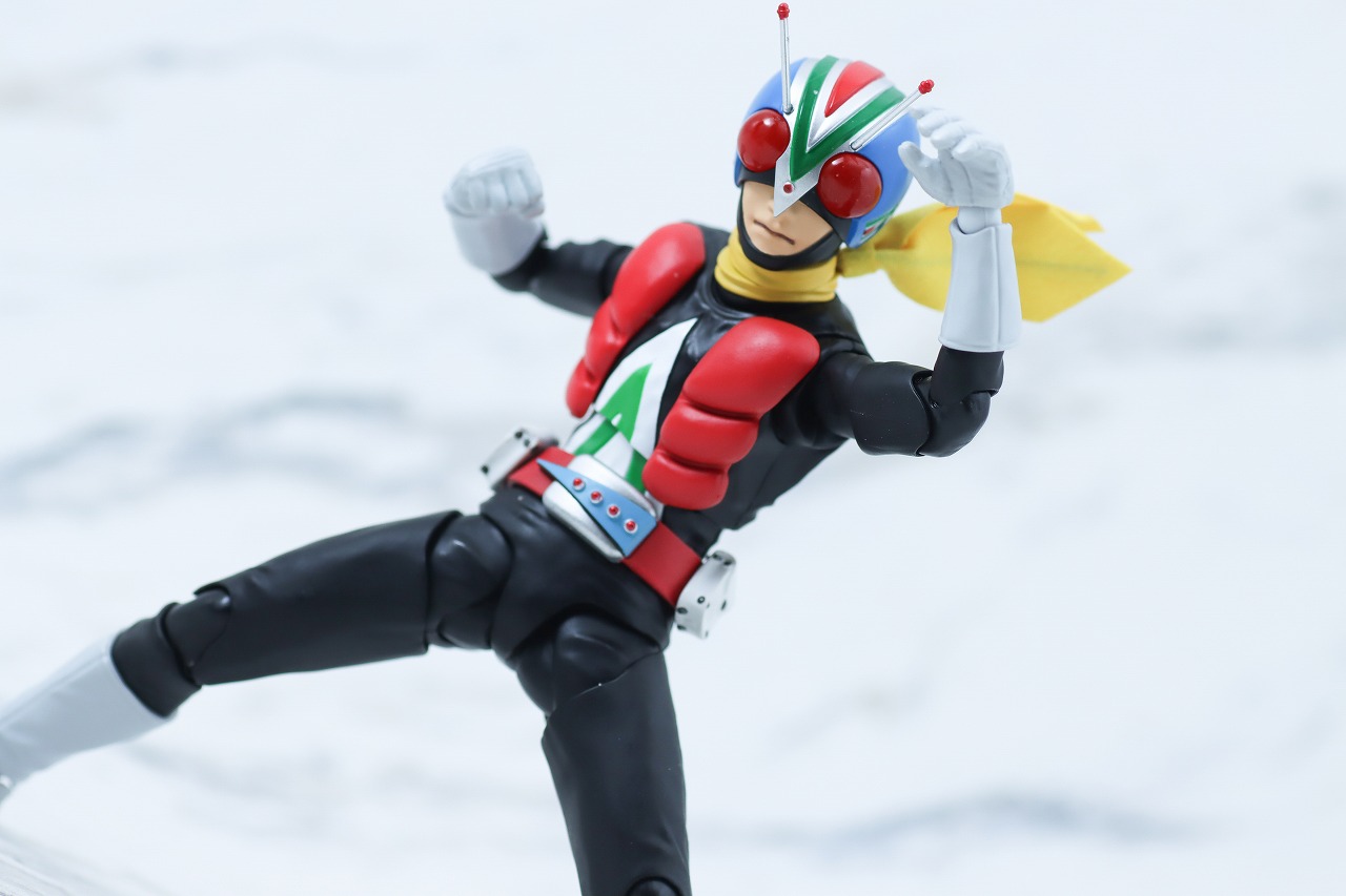 S.H.フィギュアーツ　ライダーマン　真骨彫製法　レビュー　アクション