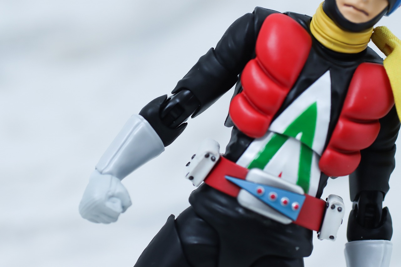 S.H.フィギュアーツ　ライダーマン　真骨彫製法　レビュー　本体