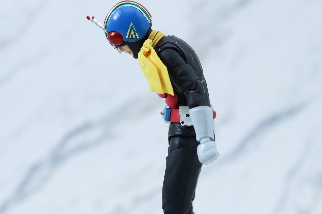 S.H.フィギュアーツ　ライダーマン　真骨彫製法　レビュー　可動範囲