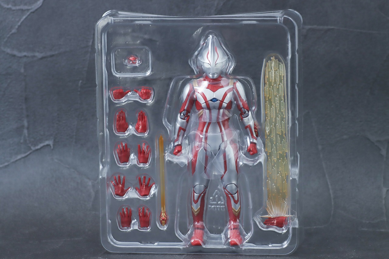 S.H.フィギュアーツ　ウルトラマンメビウス　レビュー　パッケージ