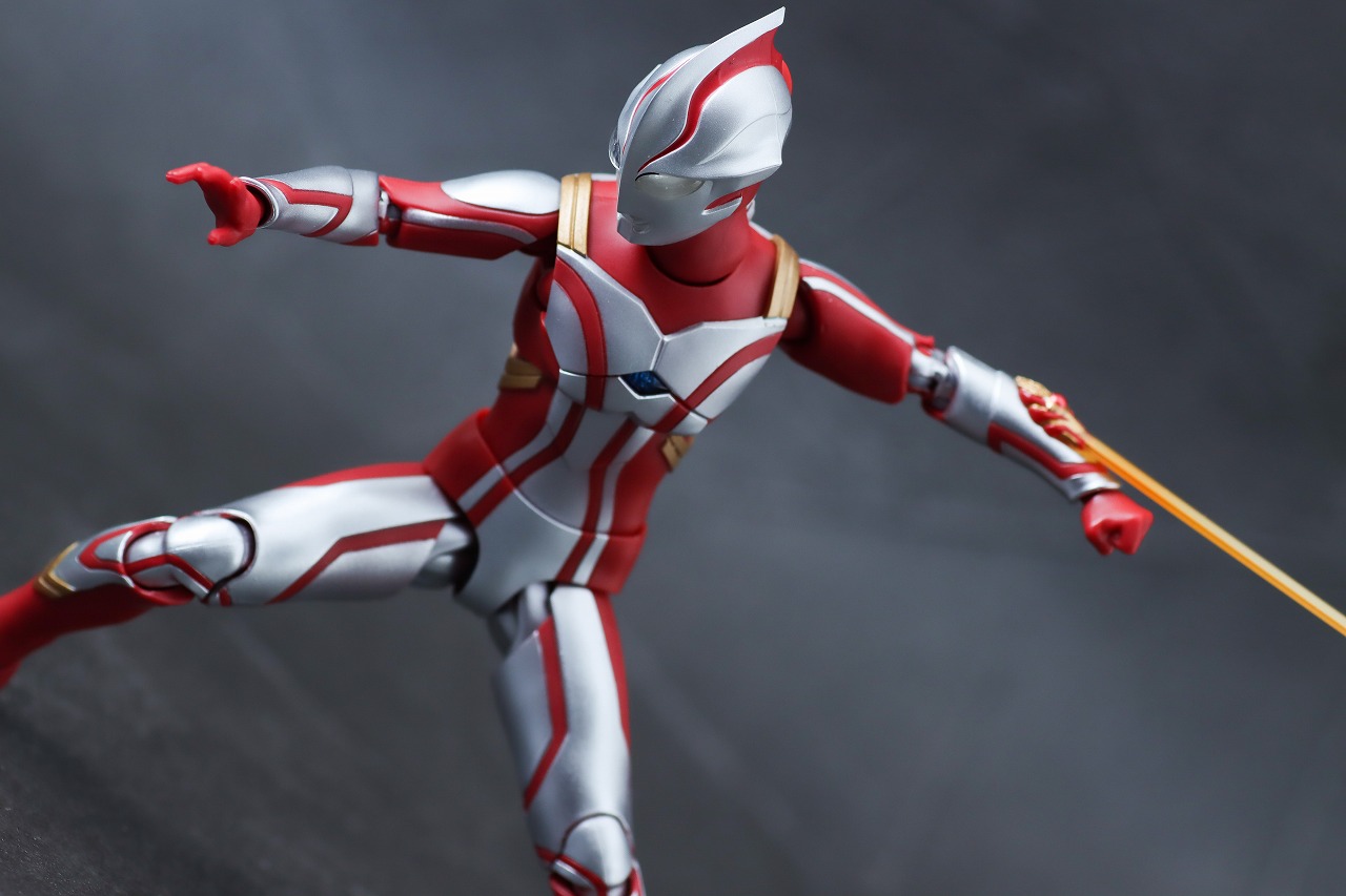 S.H.フィギュアーツ　ウルトラマンメビウス　レビュー　アクション