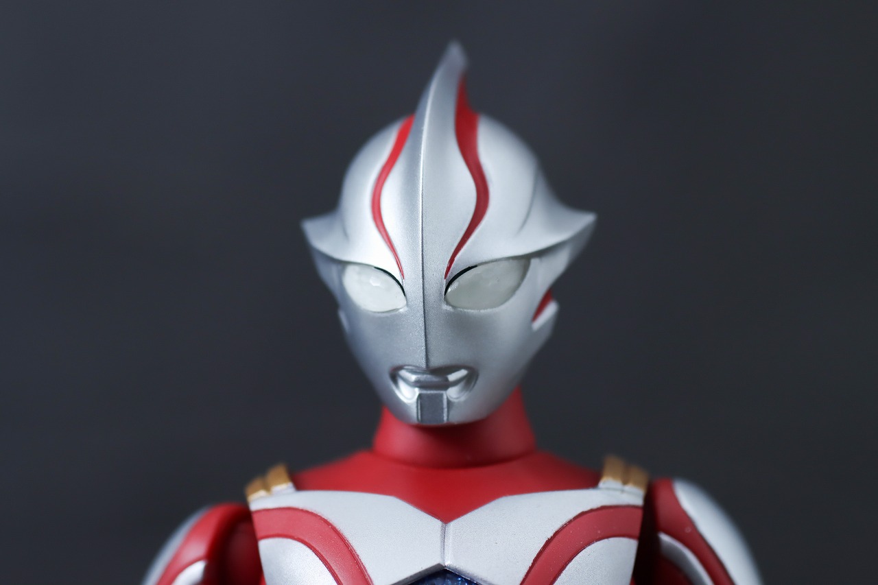 S.H.フィギュアーツ　ウルトラマンメビウス　レビュー　本体