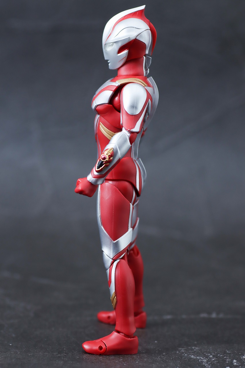 S.H.フィギュアーツ　ウルトラマンメビウス　レビュー　本体