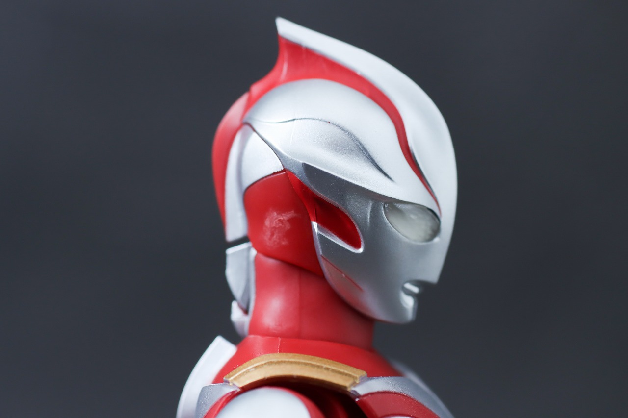 S.H.フィギュアーツ　ウルトラマンメビウス　レビュー　本体