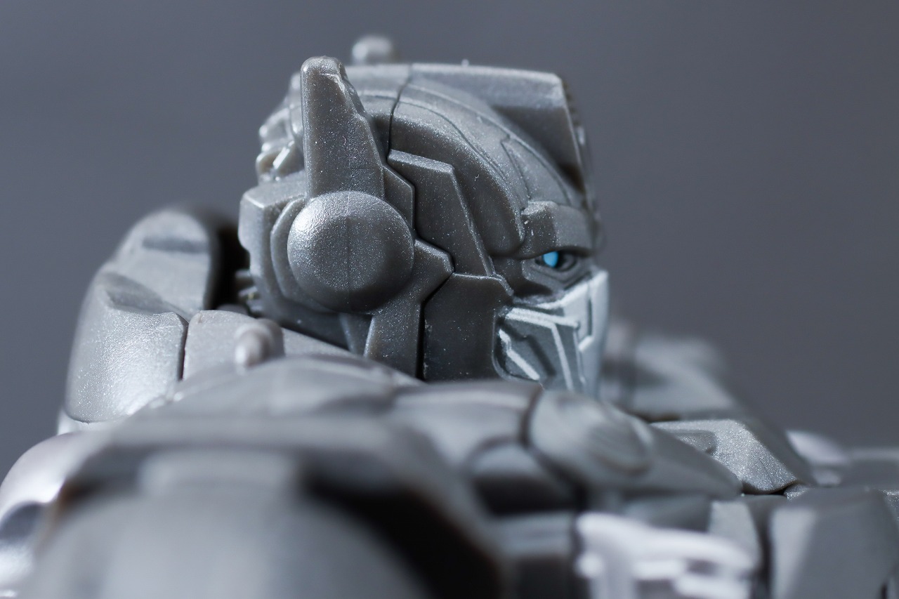 トランスフォーマーBV-02 オプティマスプライマル（コンボイ／ビースト覚醒）　レビュー　本体