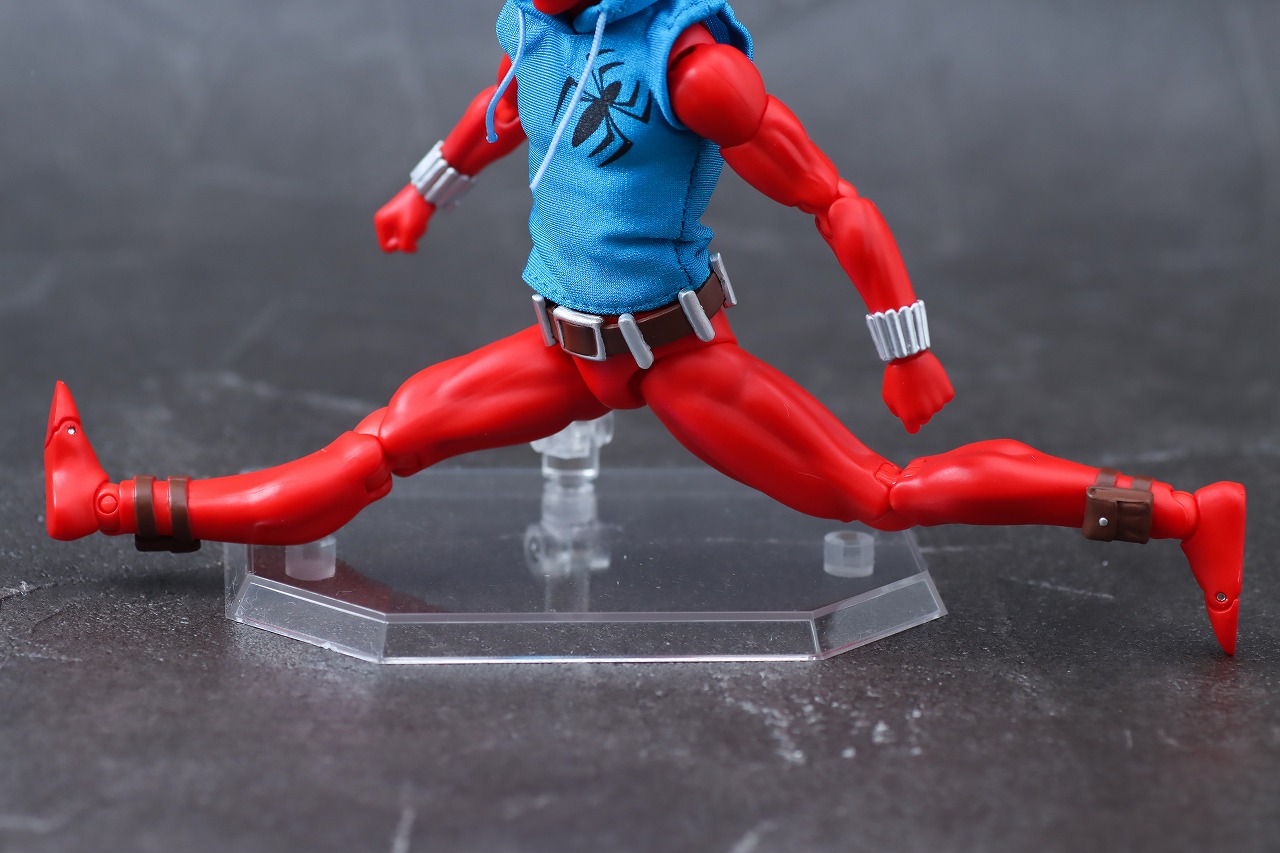 MAFEX　スカーレット・スパイダー　レビュー　可動範囲