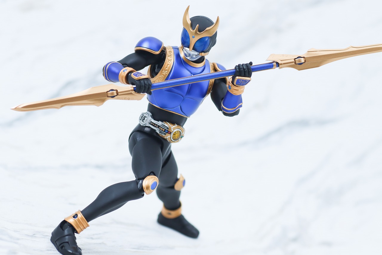 S.H.フィギュアーツ 仮面ライダークウガ ライジングドラゴン 真骨彫製法 レビュー