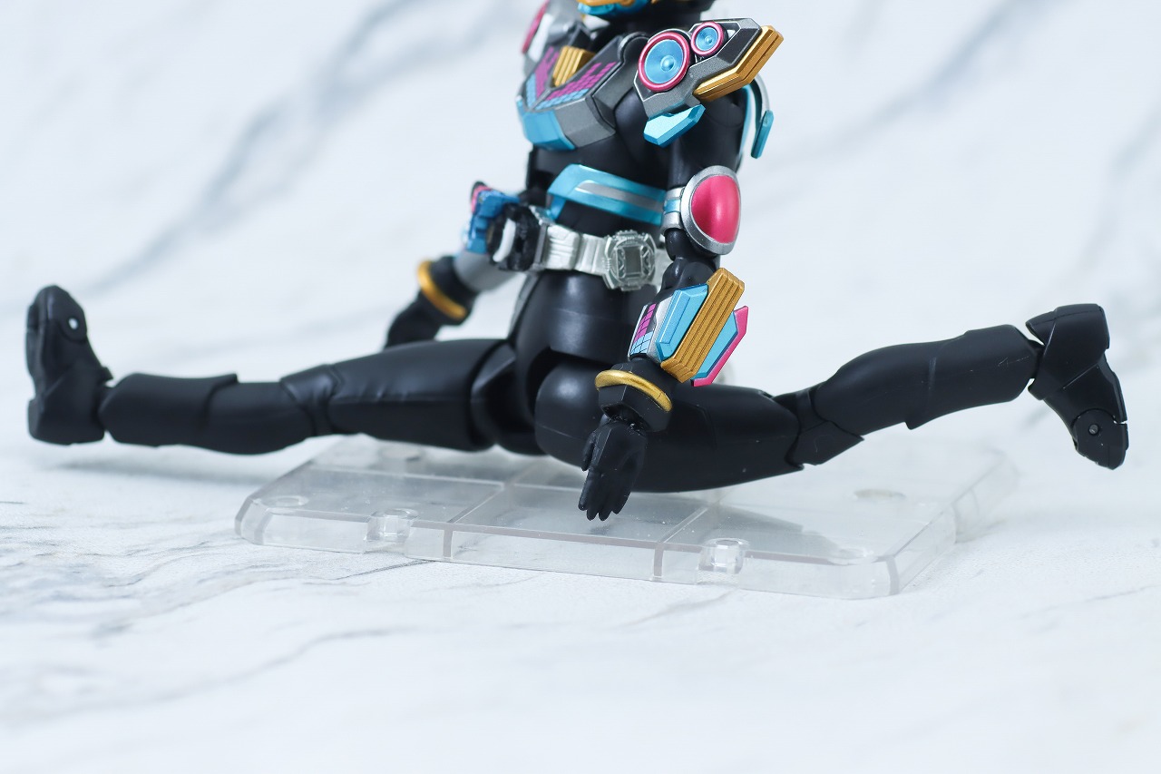 S.H.フィギュアーツ　仮面ライダーナーゴ　ビートフォーム　レビュー　可動範囲