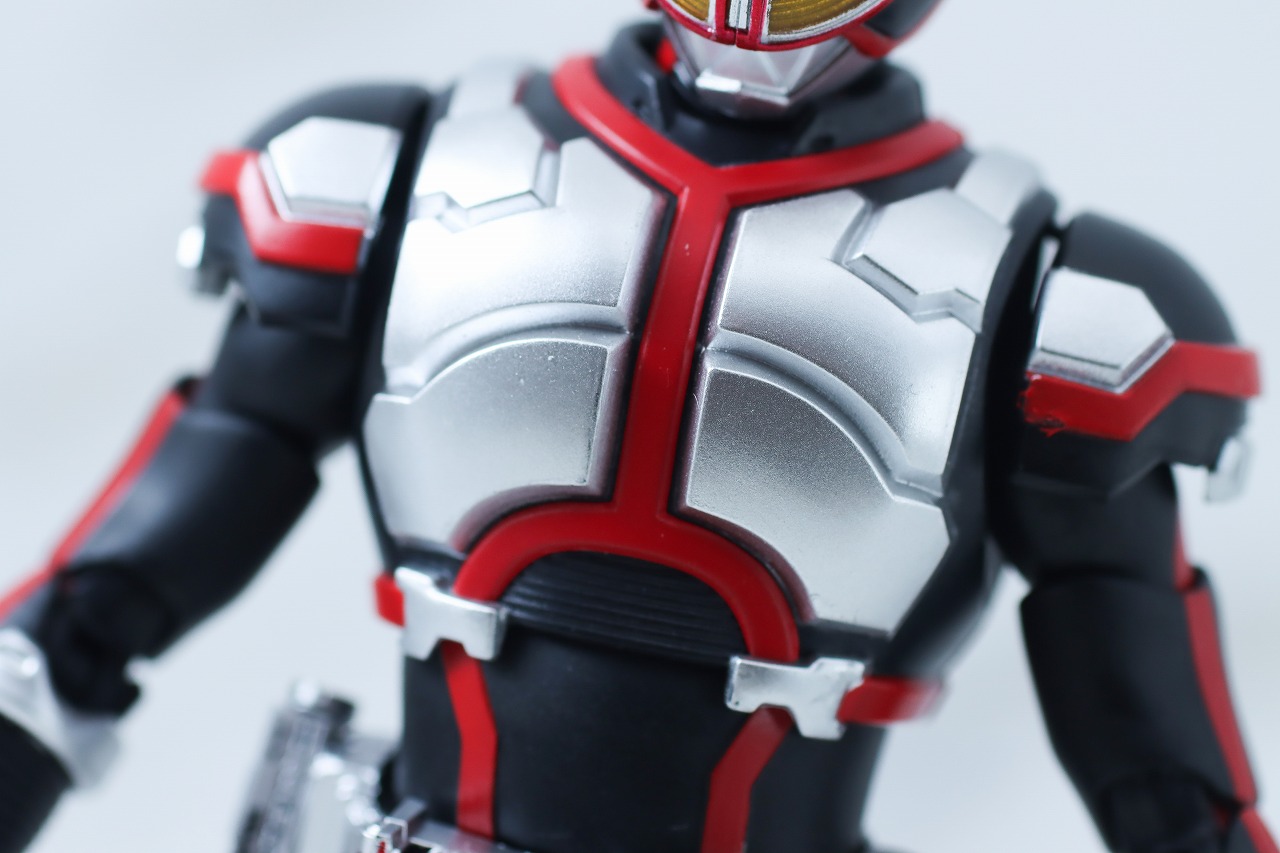 S.H.フィギュアーツ　仮面ライダーファイズ　真骨彫製法　レビュー　本体