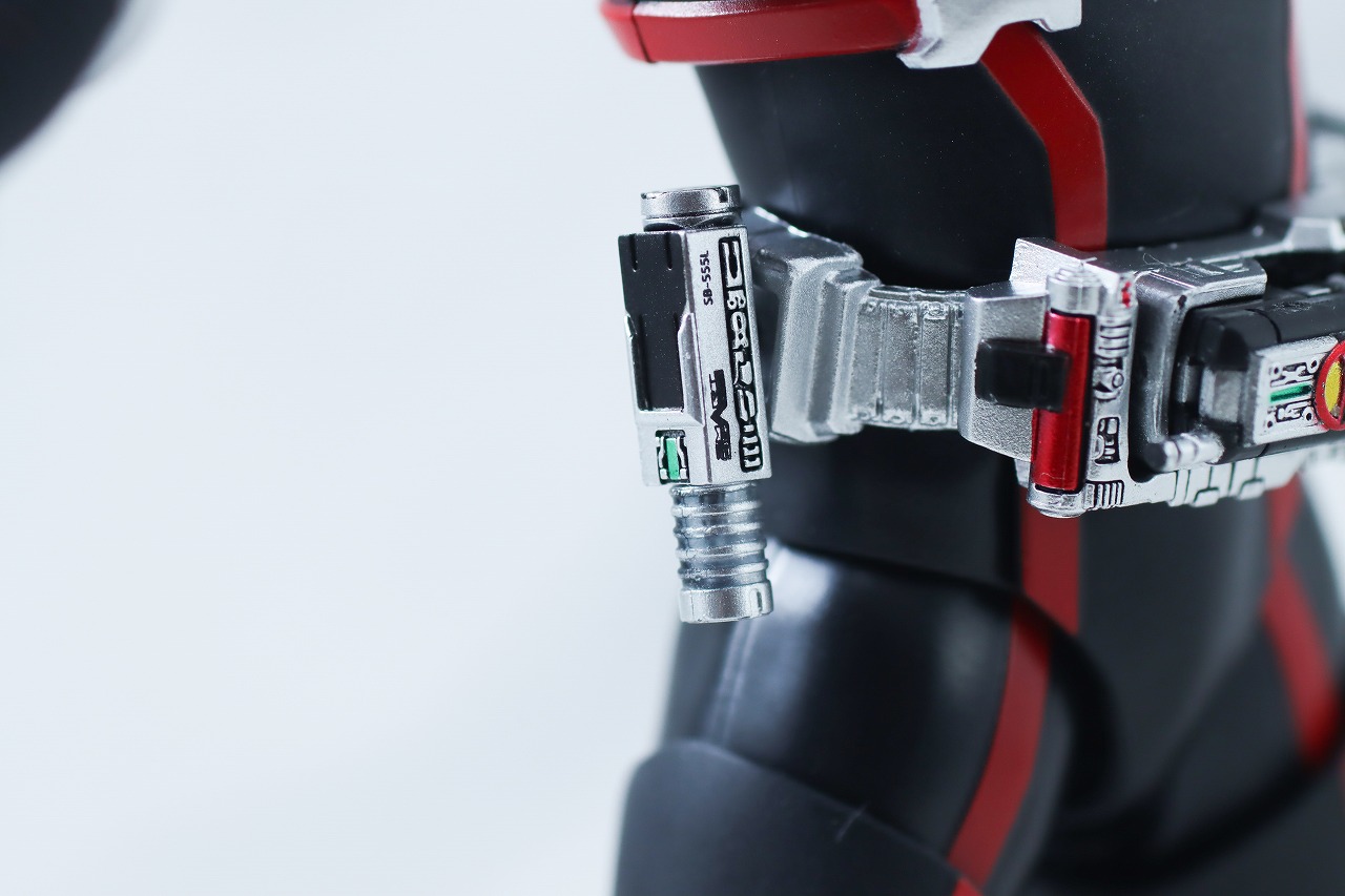 S.H.フィギュアーツ　仮面ライダーファイズ　真骨彫製法　レビュー　本体