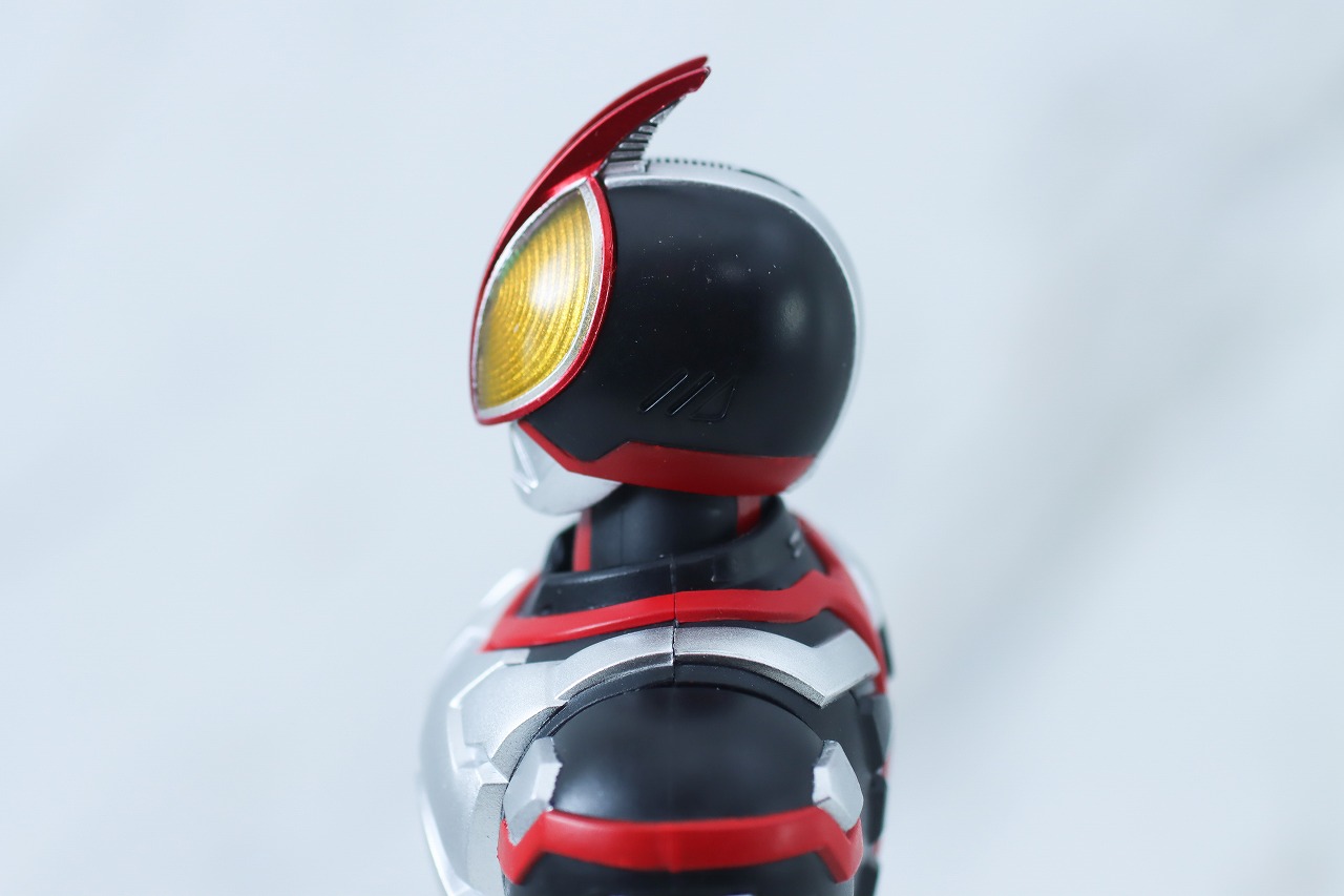 S.H.フィギュアーツ　仮面ライダーファイズ　真骨彫製法　レビュー　可動範囲