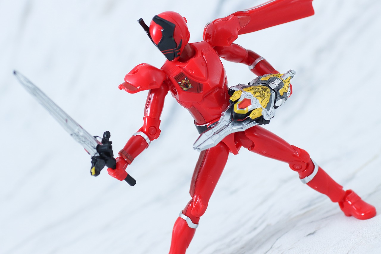 勇動　王様戦隊キングオージャー　レビュー　アクション