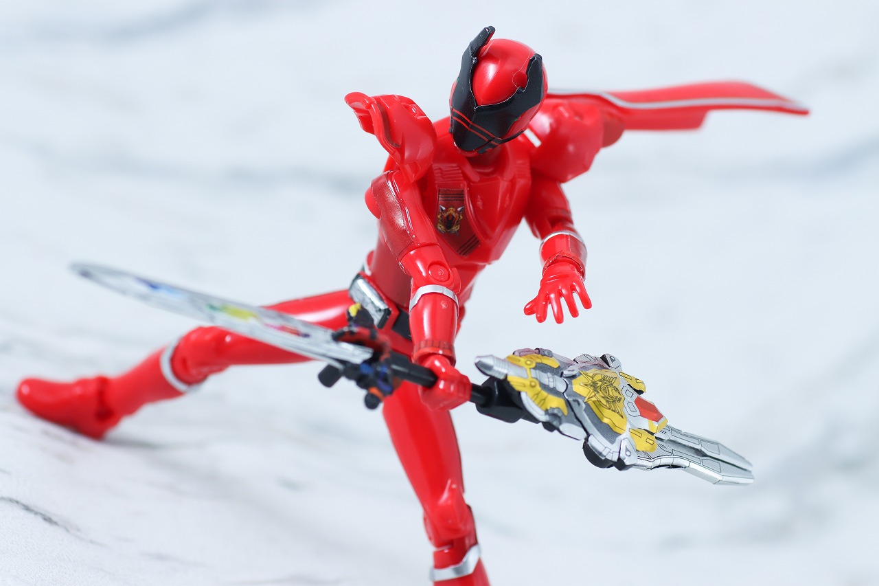 勇動　王様戦隊キングオージャー　レビュー　アクション