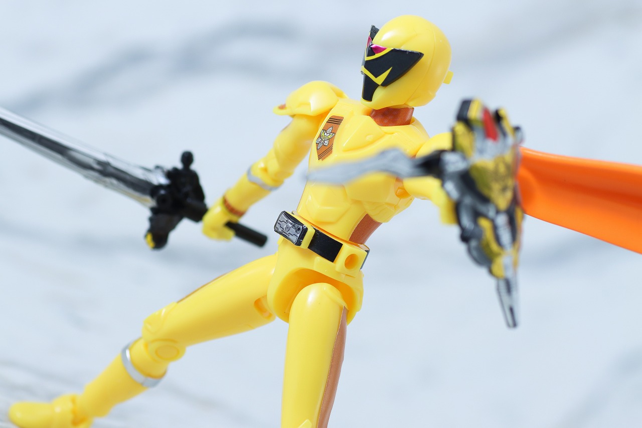 勇動　王様戦隊キングオージャー　レビュー　アクション