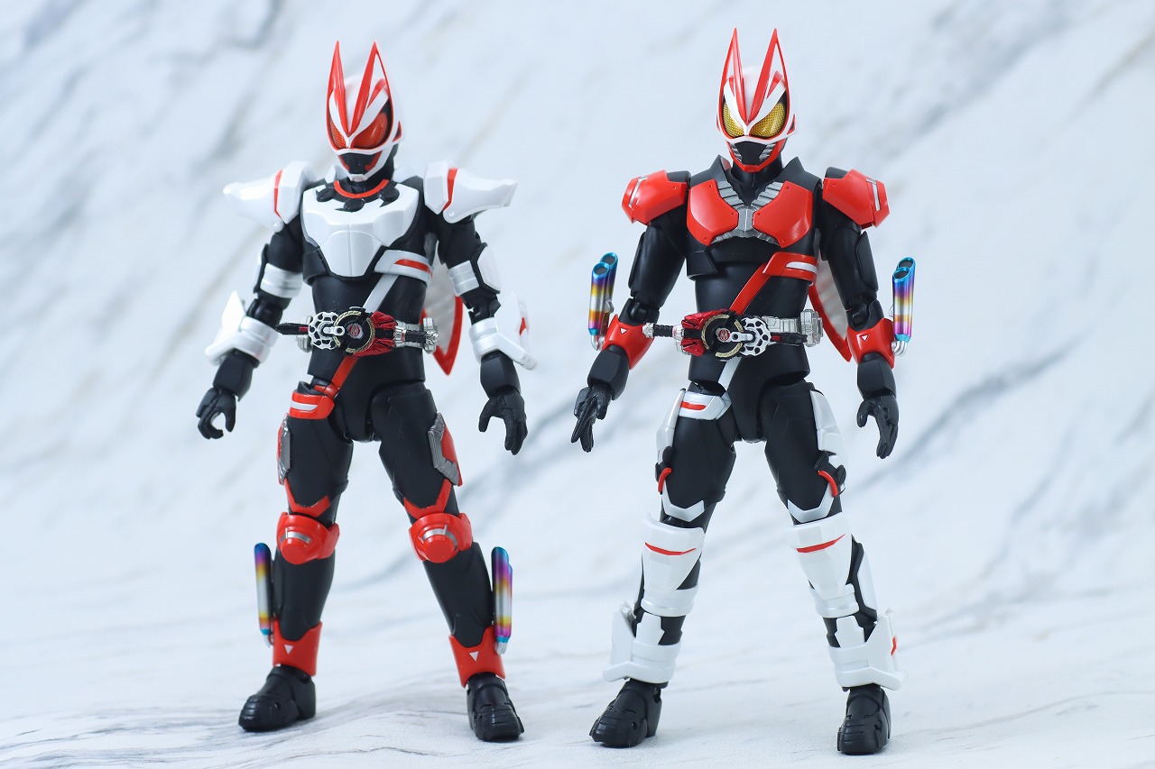 S.H.フィギュアーツ　仮面ライダーギーツ　ブーストマグナムフォーム＆フィーバーフォームパーツセット　レビュー　本体 マグナムブーストフォーム　比較
