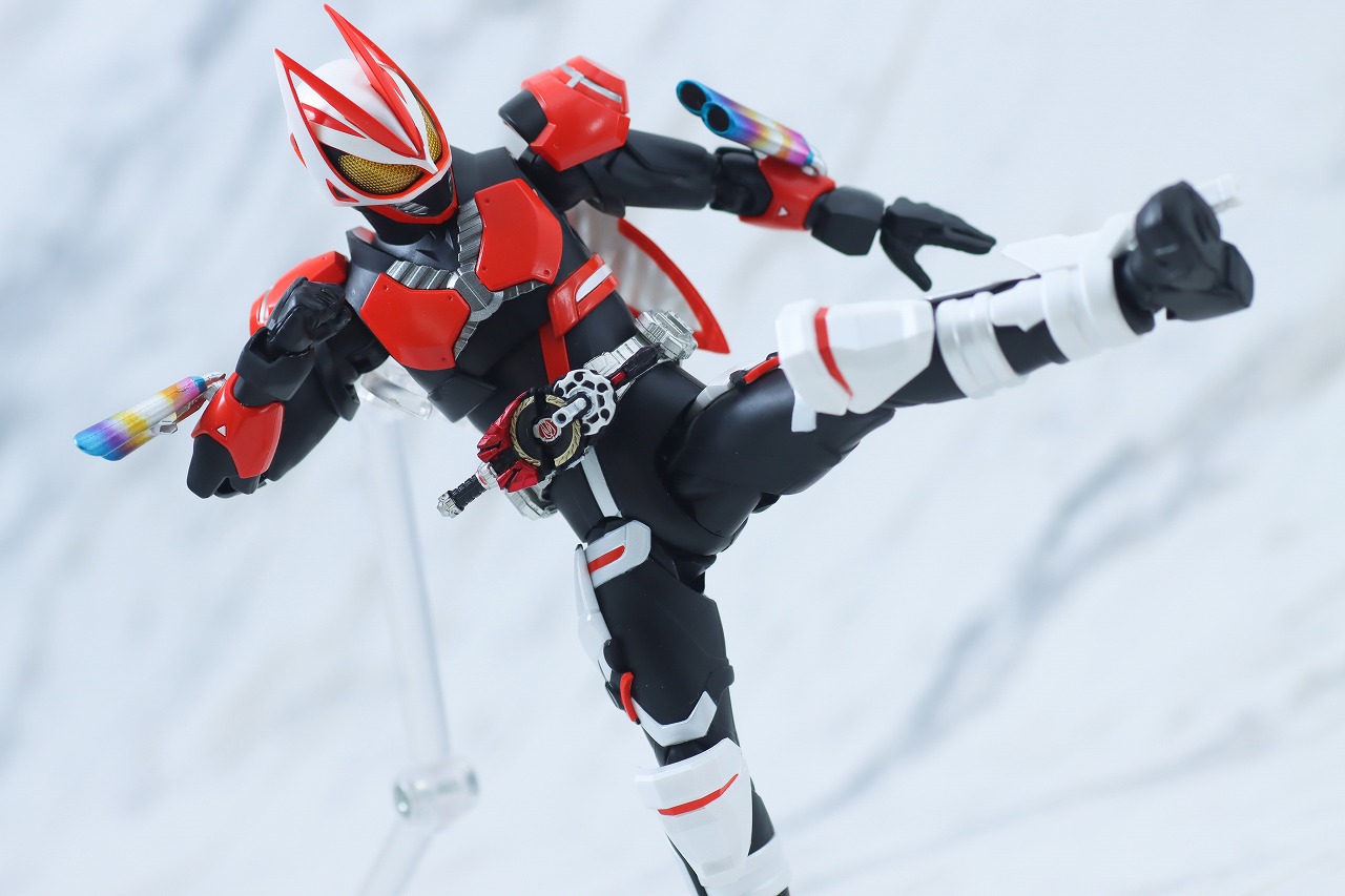 S.H.フィギュアーツ　仮面ライダーギーツ　ブーストマグナムフォーム＆フィーバーフォームパーツセット　レビュー　アクション　