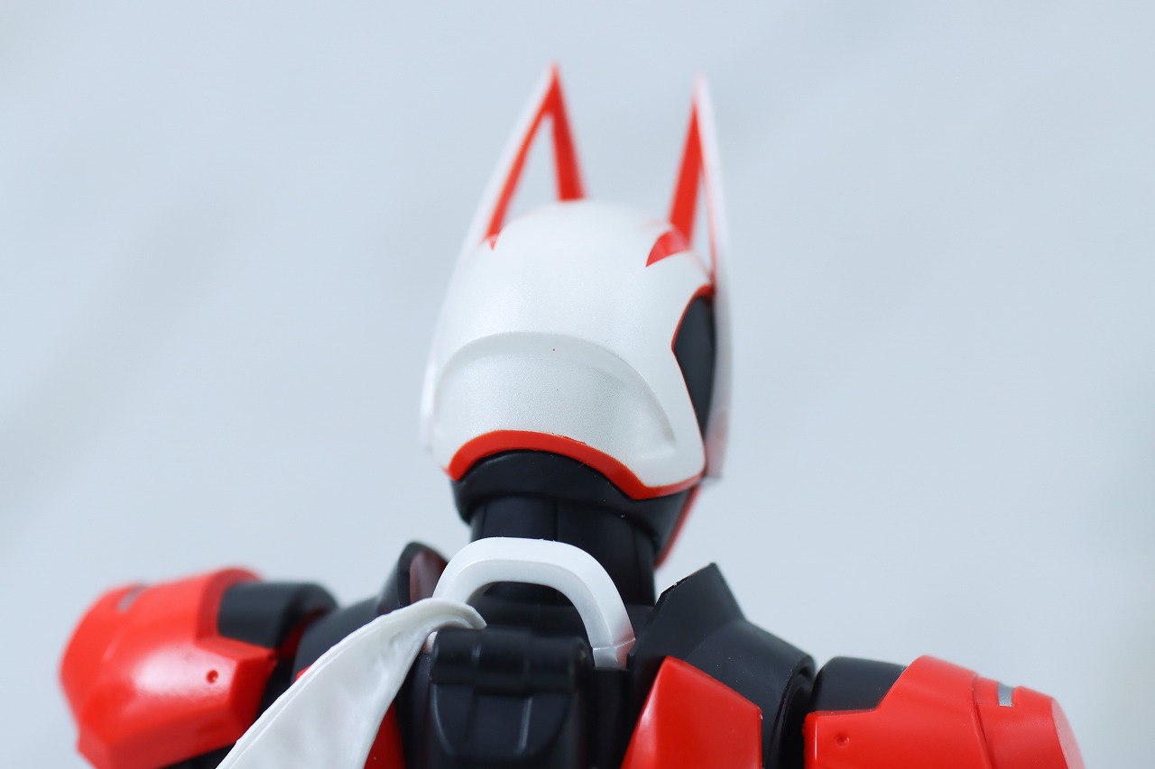 S.H.フィギュアーツ　仮面ライダーギーツ　ブーストマグナムフォーム＆フィーバーフォームパーツセット　レビュー　本体