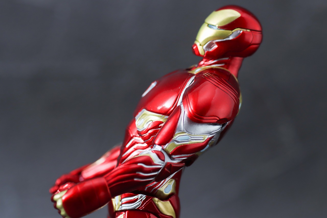 MAFEX　アイアンマン　マーク50　レビュー　可動範囲