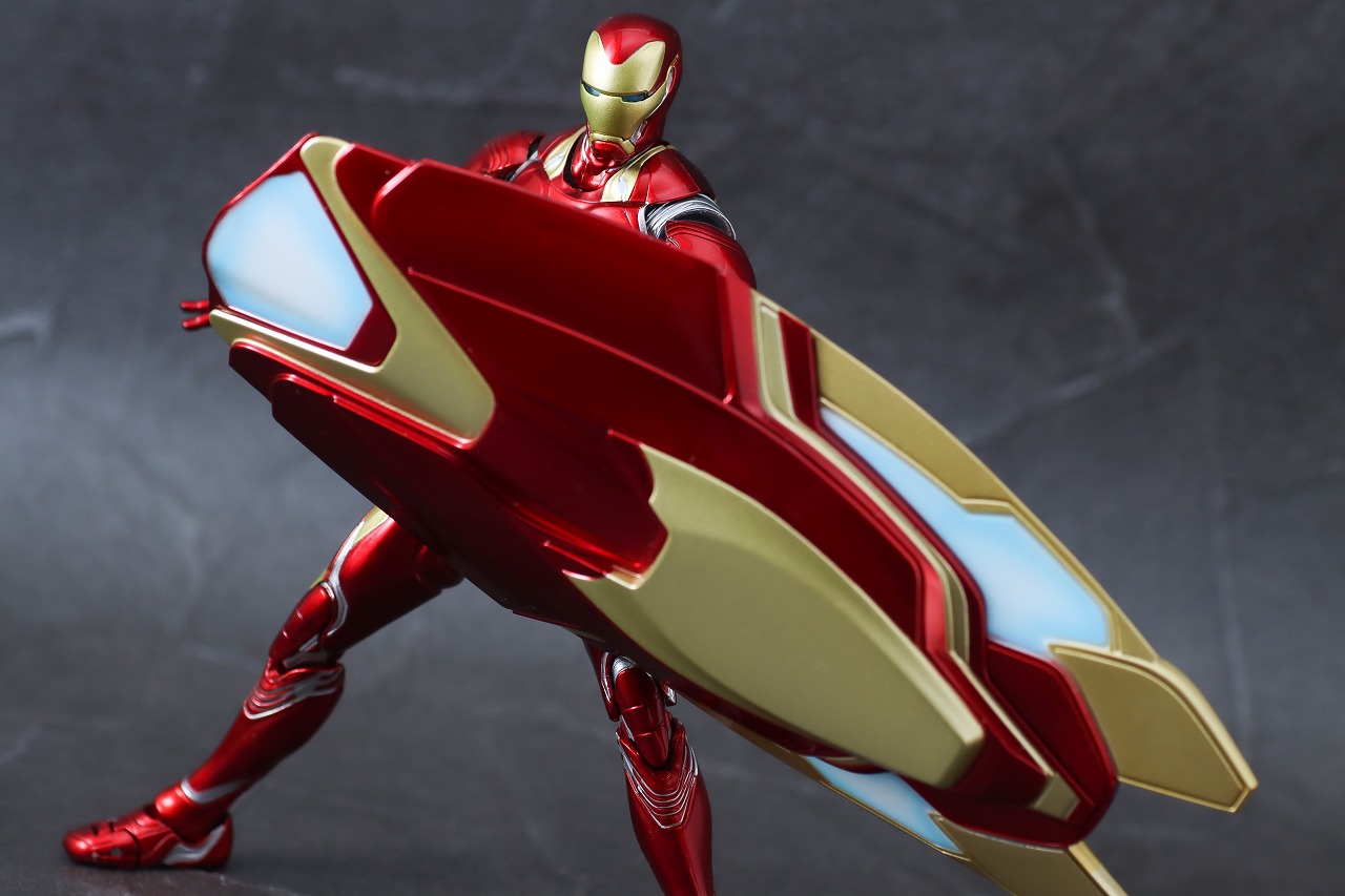 MAFEX　アイアンマン　マーク50　レビュー　アクション
