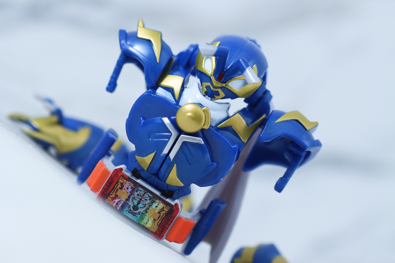 装着変新　仮面ライダーガッチャード アントレスラー　ワイルド　レビュー　アクション