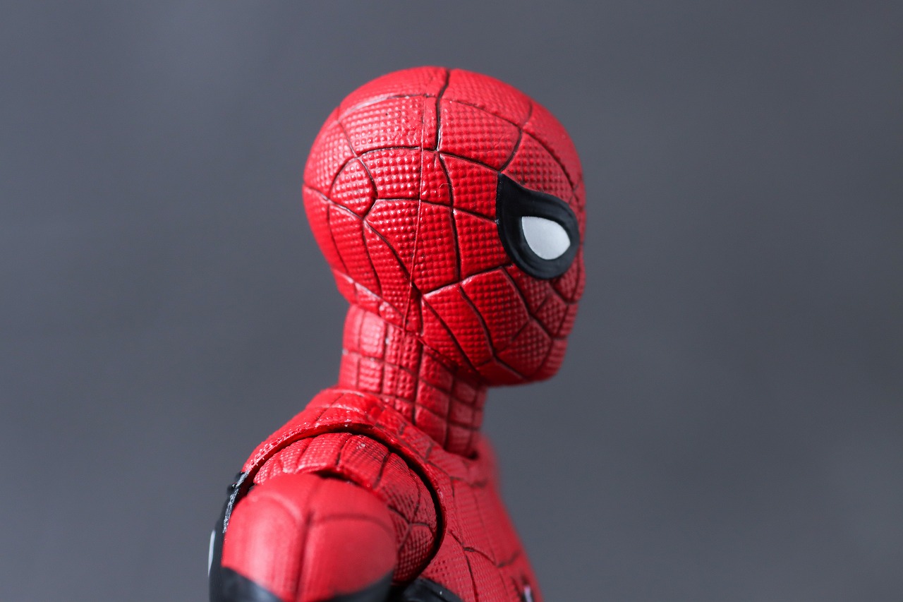 MAFEX　スパイダーマン アップグレードスーツ（ノー・ウェイ・ホーム）　レビュー　本体