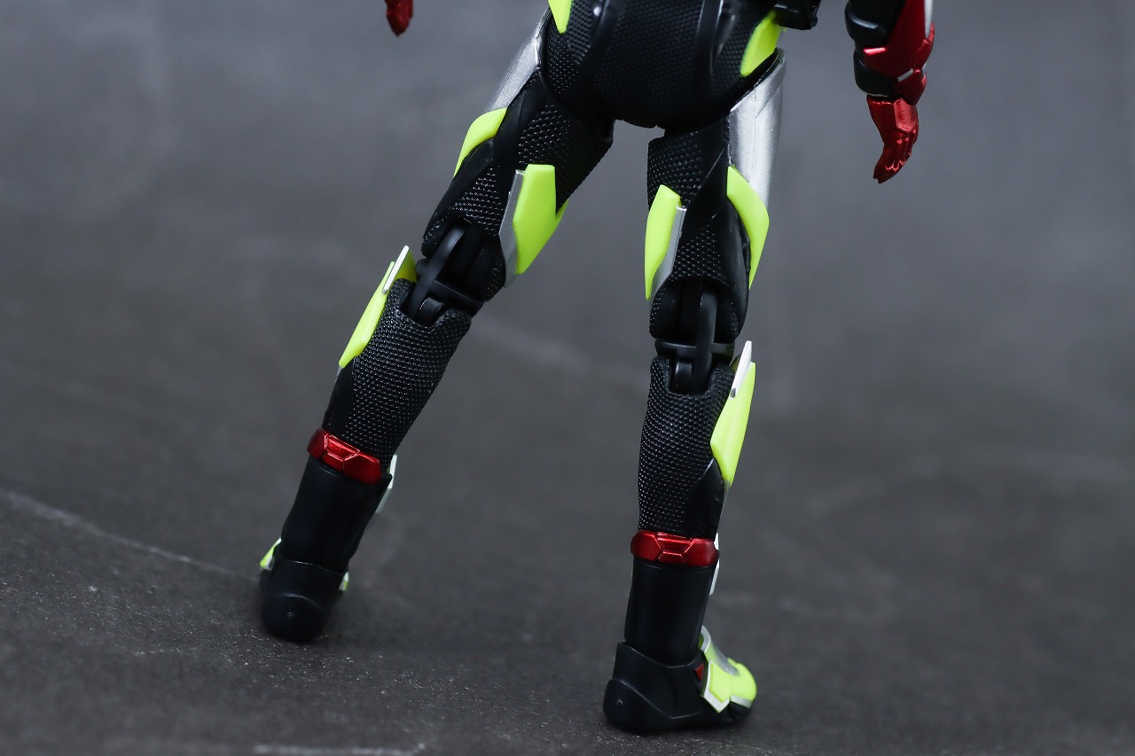 S.H.フィギュアーツ　仮面ライダーゼロツー　レビュー　本体