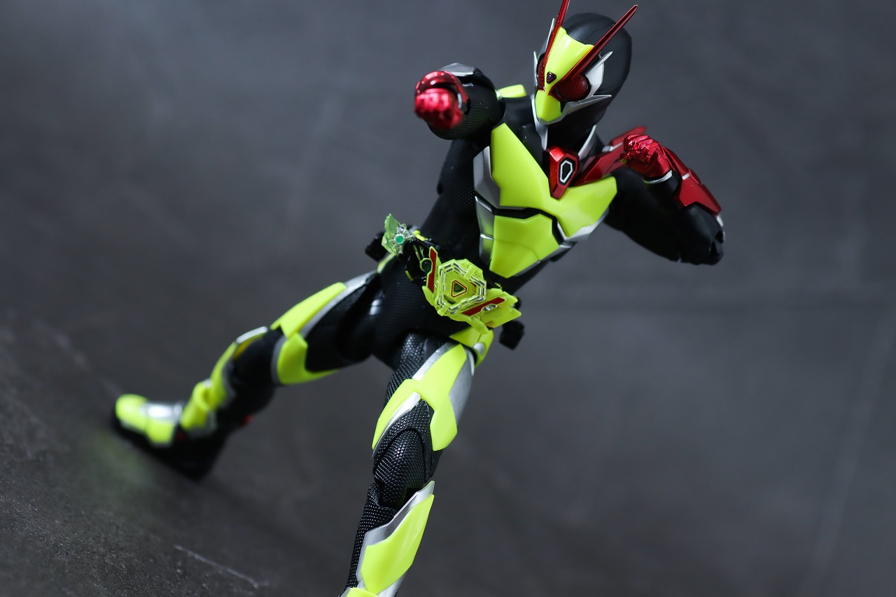 S.H.フィギュアーツ　仮面ライダーゼロツー　レビュー　アクション