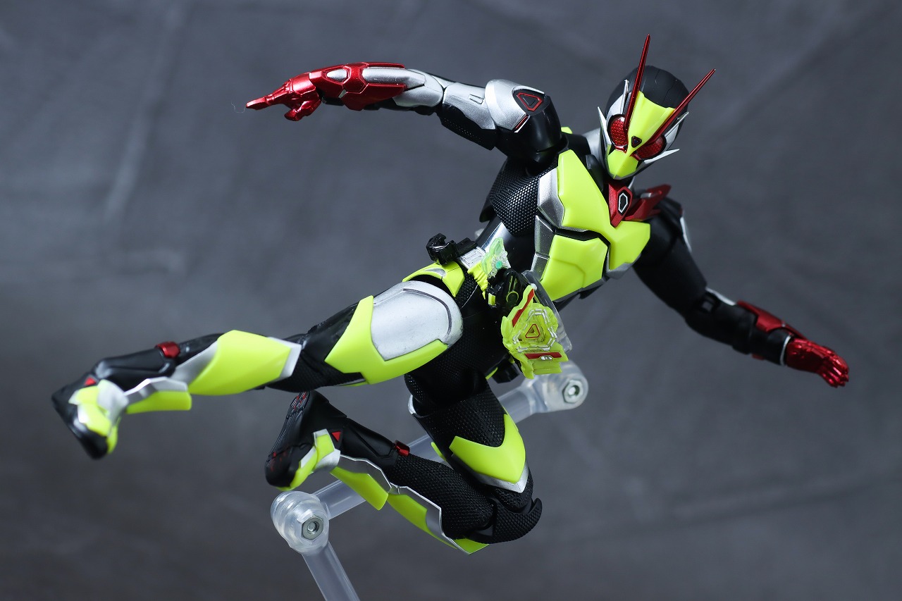 S.H.フィギュアーツ　仮面ライダーゼロツー　レビュー　アクション